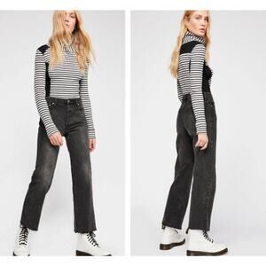 NWT Free People CRVY High rise Cropped Jean Black 28